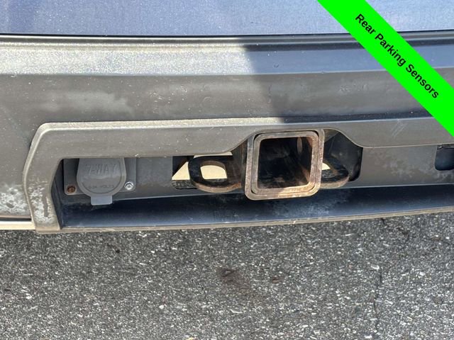 Used 2018 Ford Explorer XLT w/ Equipment Group 202A AWD/4WD image 40