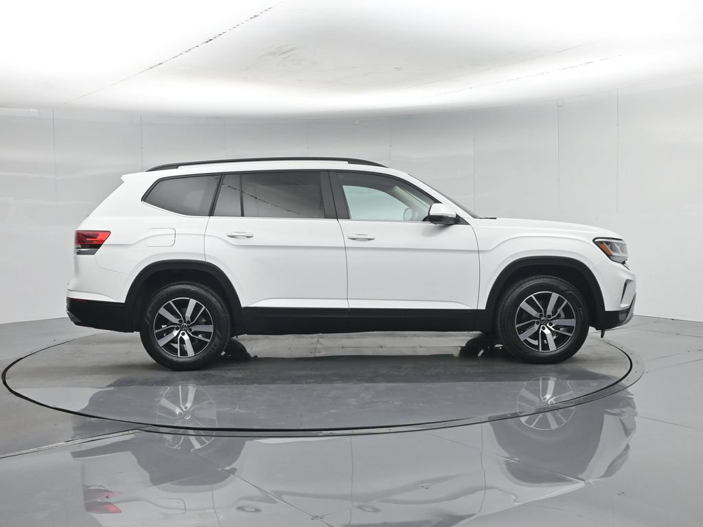 Used 2023 Volkswagen Atlas SE AWD/4WD image 32