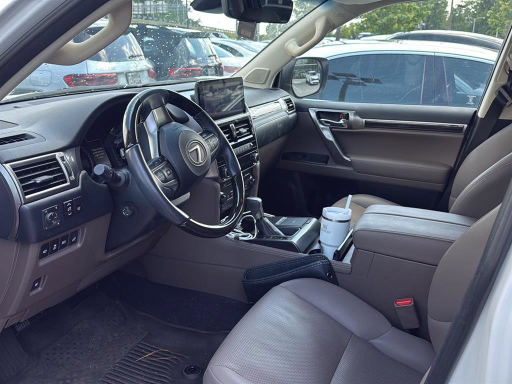 Used 2023 Lexus GX 460 Premium AWD/4WD image 6