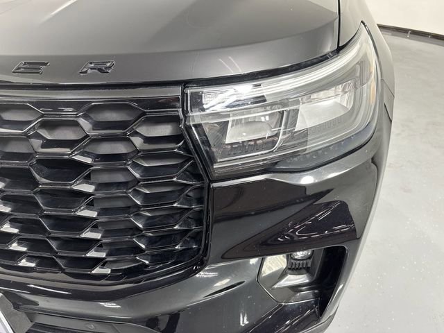 Used 2025 Ford Explorer ST-Line image 27