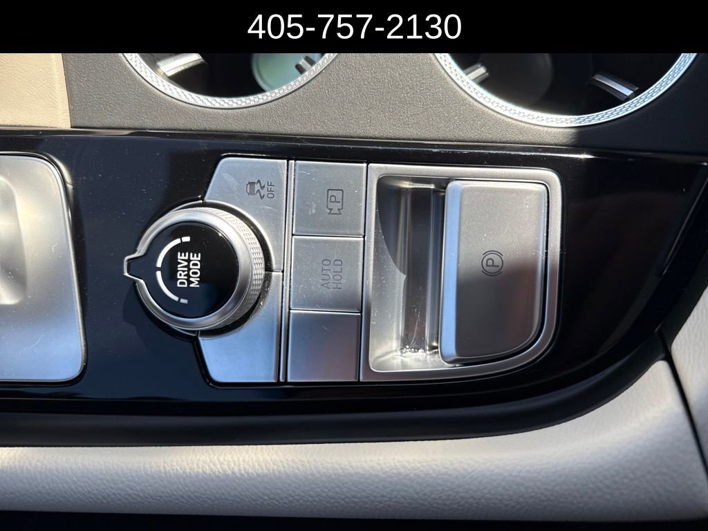 Certified 2026 Genesis G70 2.5T image 25