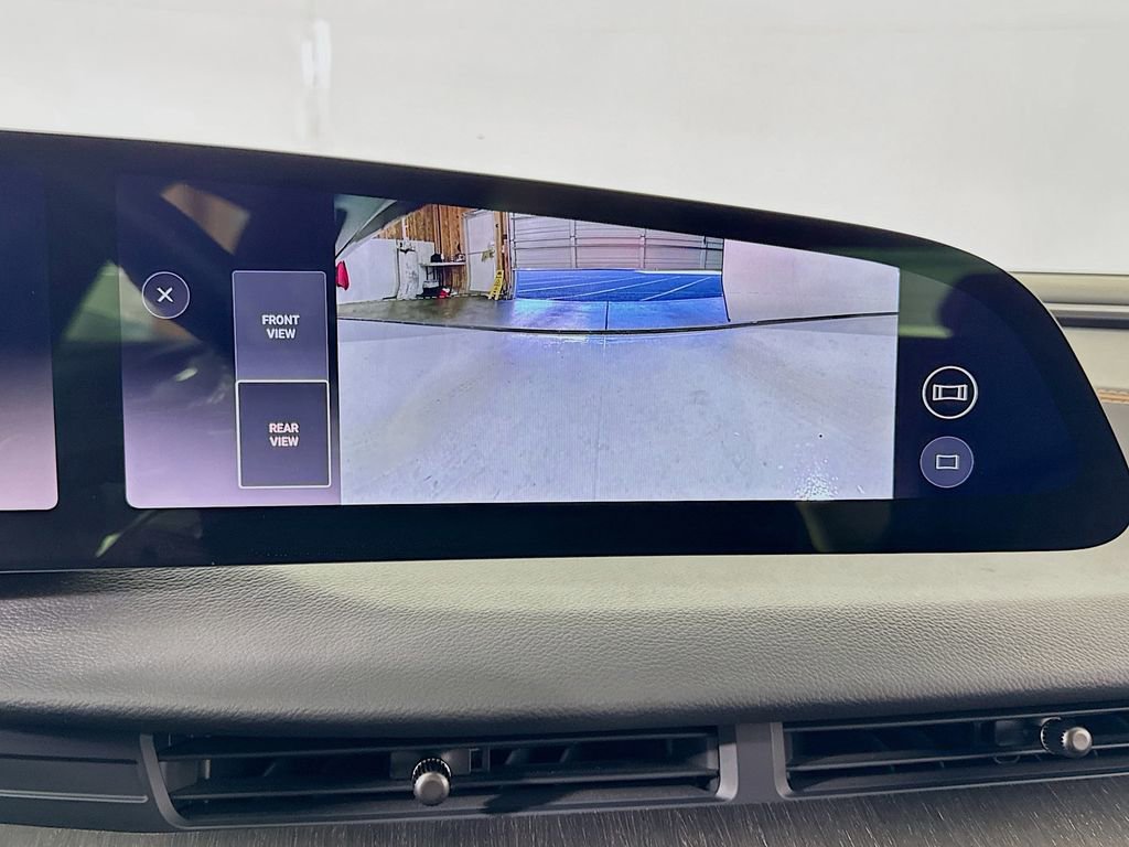 Used 2023 Lucid Air Touring image 43