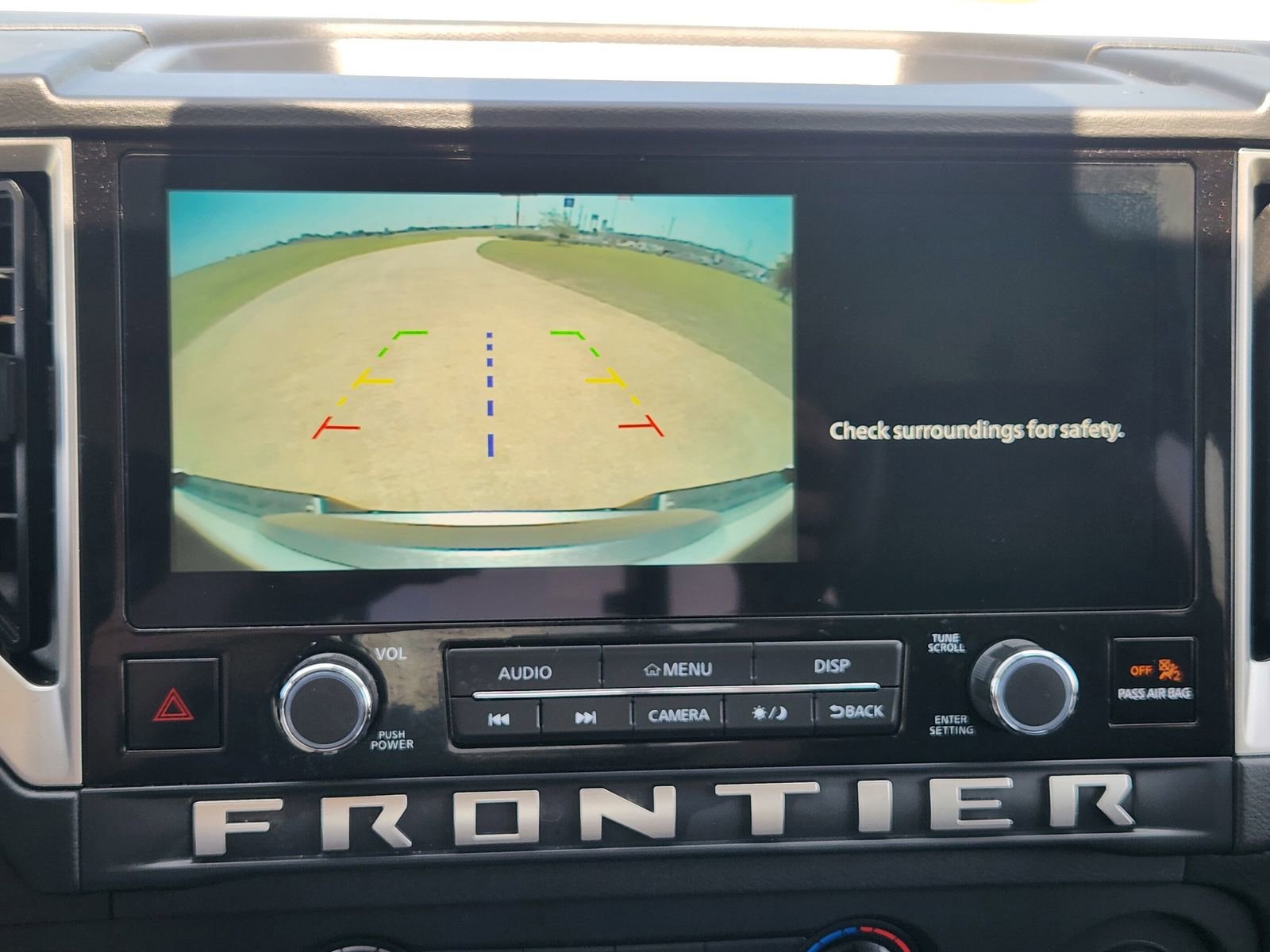 Used 2025 Nissan Frontier SV RWD image 21