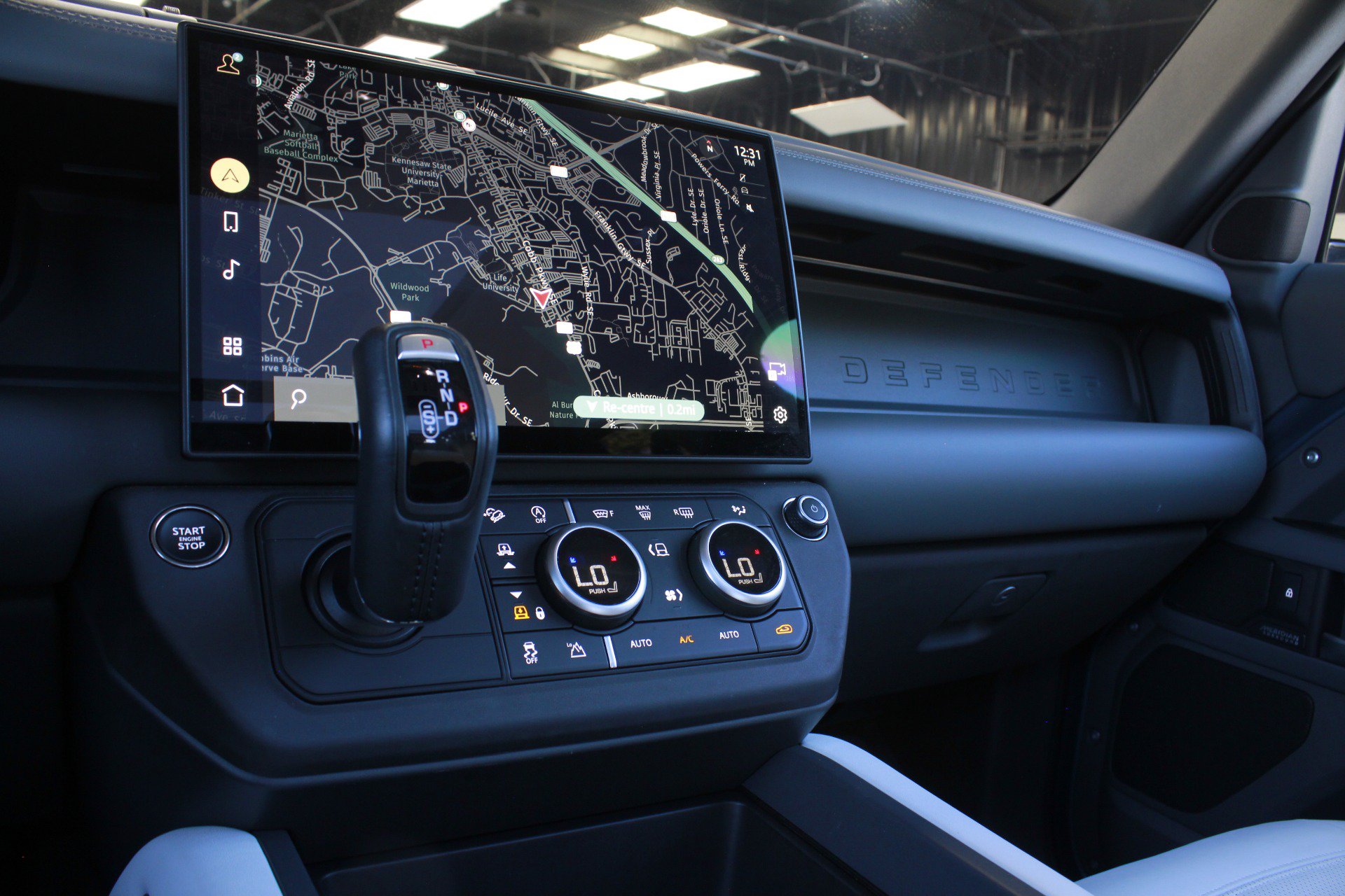 Used 2026 Land Rover Defender 110 X-Dynamic SE AWD/4WD image 64