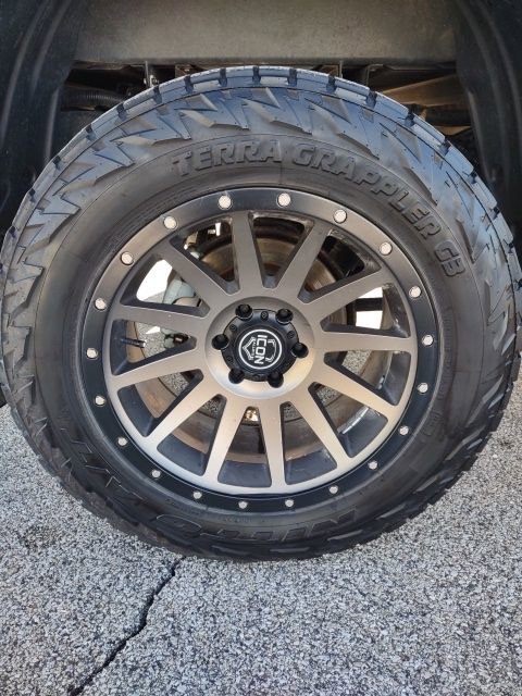 Used 2023 Toyota Tundra Limited image 26