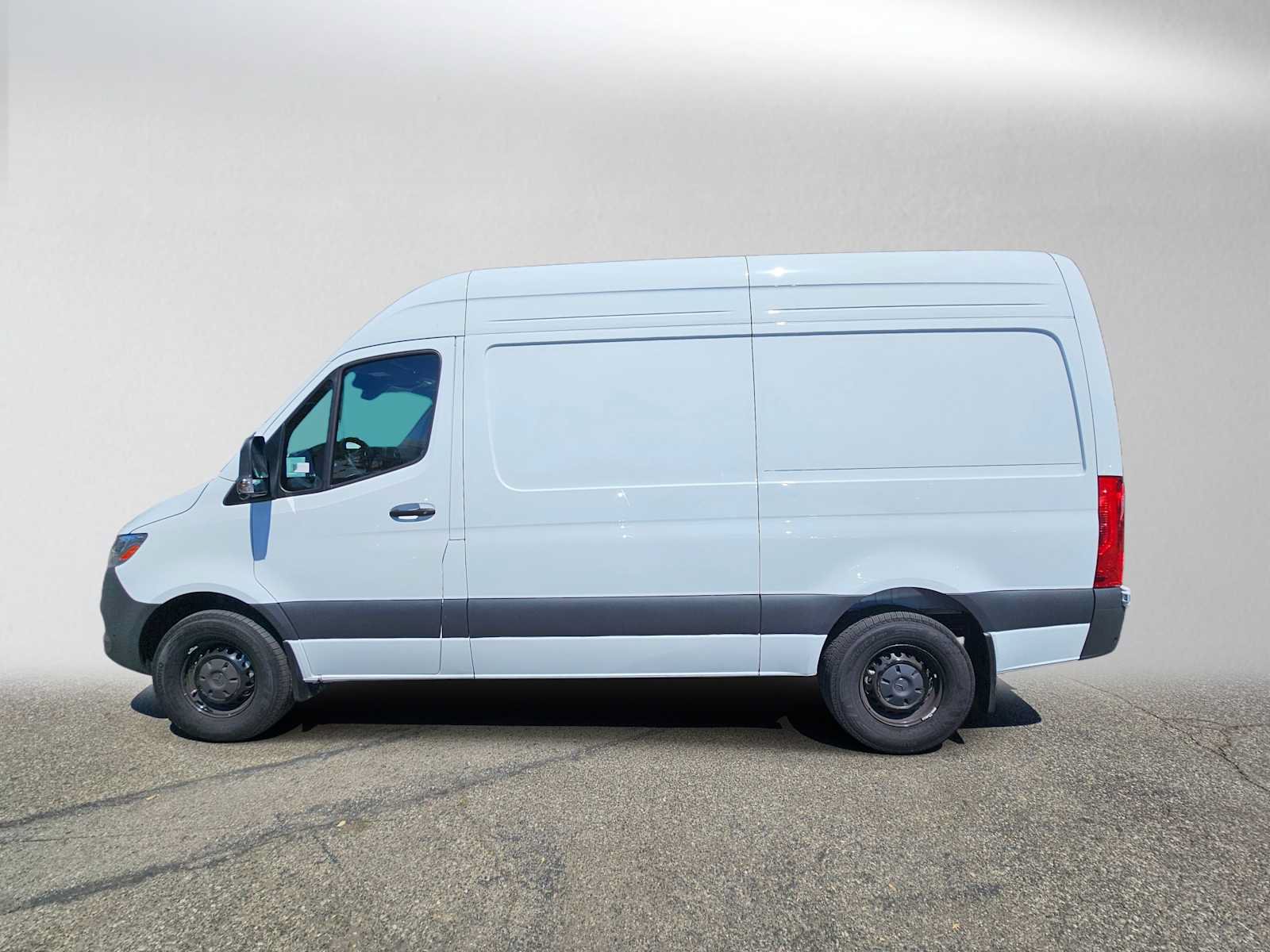 Used 2026 Mercedes-Benz Sprinter 2500 image 6