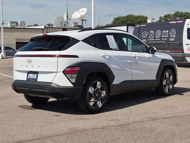 Used 2025 Hyundai Kona SEL FWD image 5
