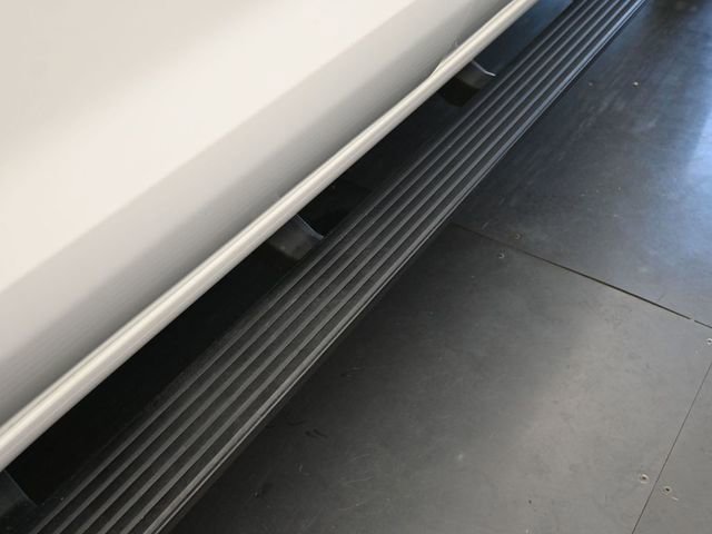 Used 2023 Chevrolet Silverado 1500 RST image 16