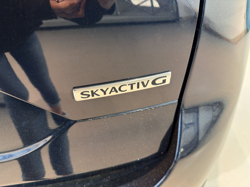 Used 2021 MAZDA CX-5 Touring image 9