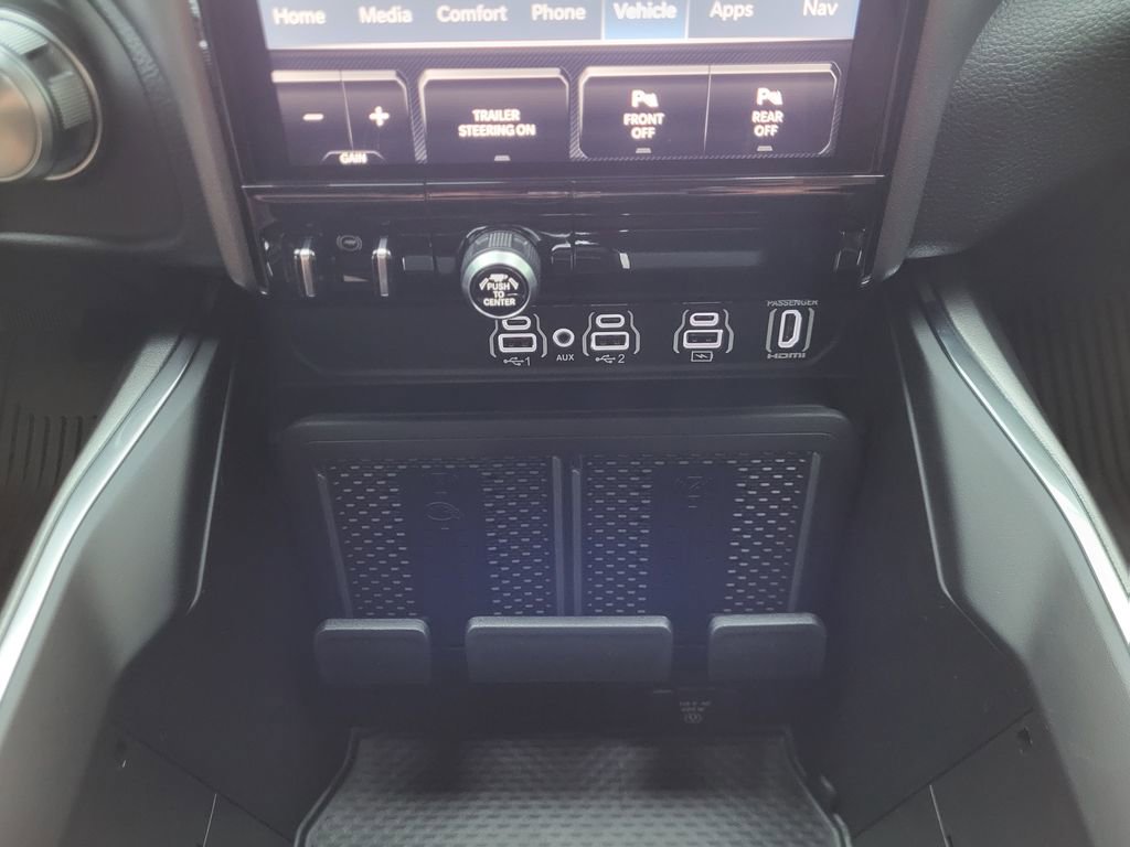 New 2026 RAM 1500 Laramie w/ Night Edition AWD/4WD image 24