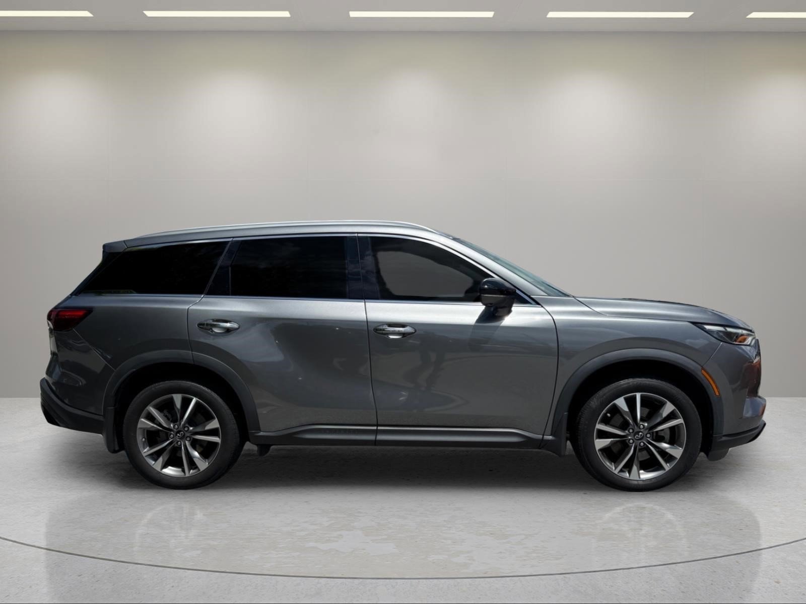 Used 2023 INFINITI QX60 Luxe FWD image 4
