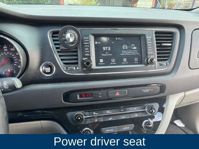 Used 2017 Kia Sedona LX w/ LX Essentials Premium Package FWD image 14