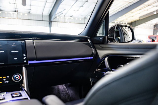 Used 2023 Land Rover Range Rover SE image 27