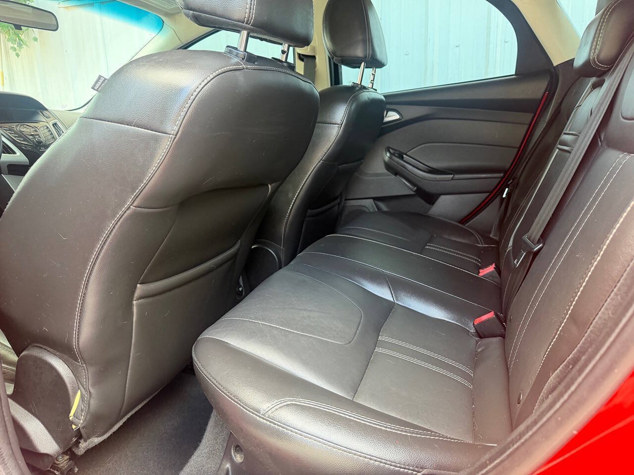 Used 2013 Ford Focus SE FWD image 17