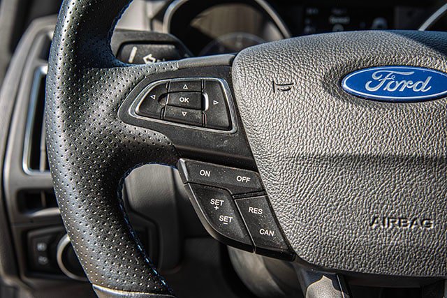 Used 2017 Ford Focus RS AWD/4WD image 9