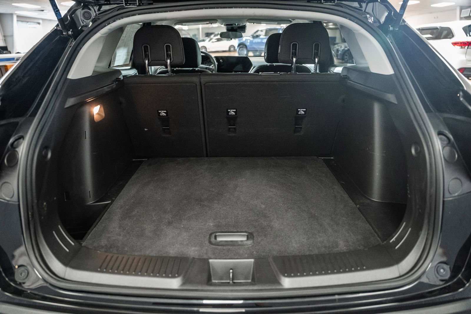 Used 2024 Chevrolet Trax LS w/ LS Convenience Package FWD image 8