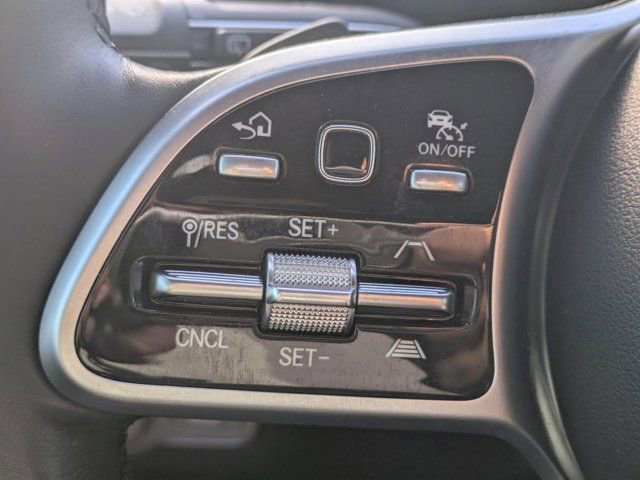 Used 2022 Mercedes-Benz GLS 450 4MATIC image 22