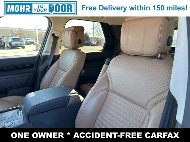 Used 2022 Land Rover Discovery S image 9