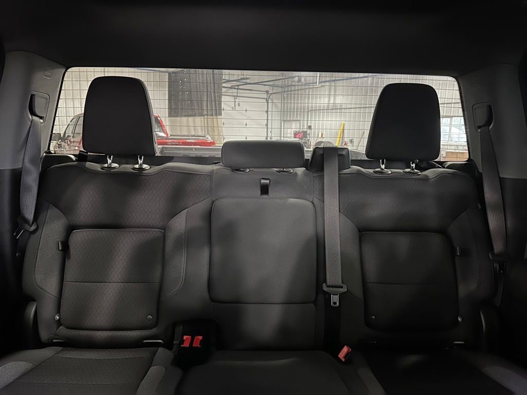 Used 2024 Chevrolet Silverado 1500 Custom AWD/4WD image 32