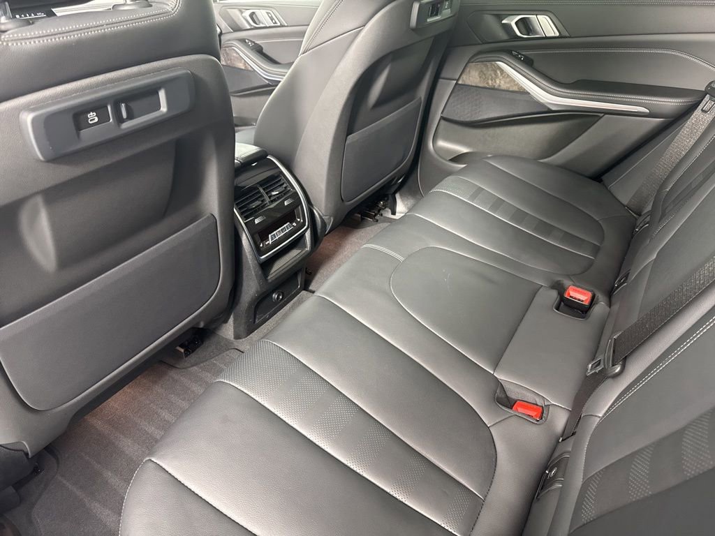 Certified 2022 BMW X5 xDrive40i w/ Premium Package image 16