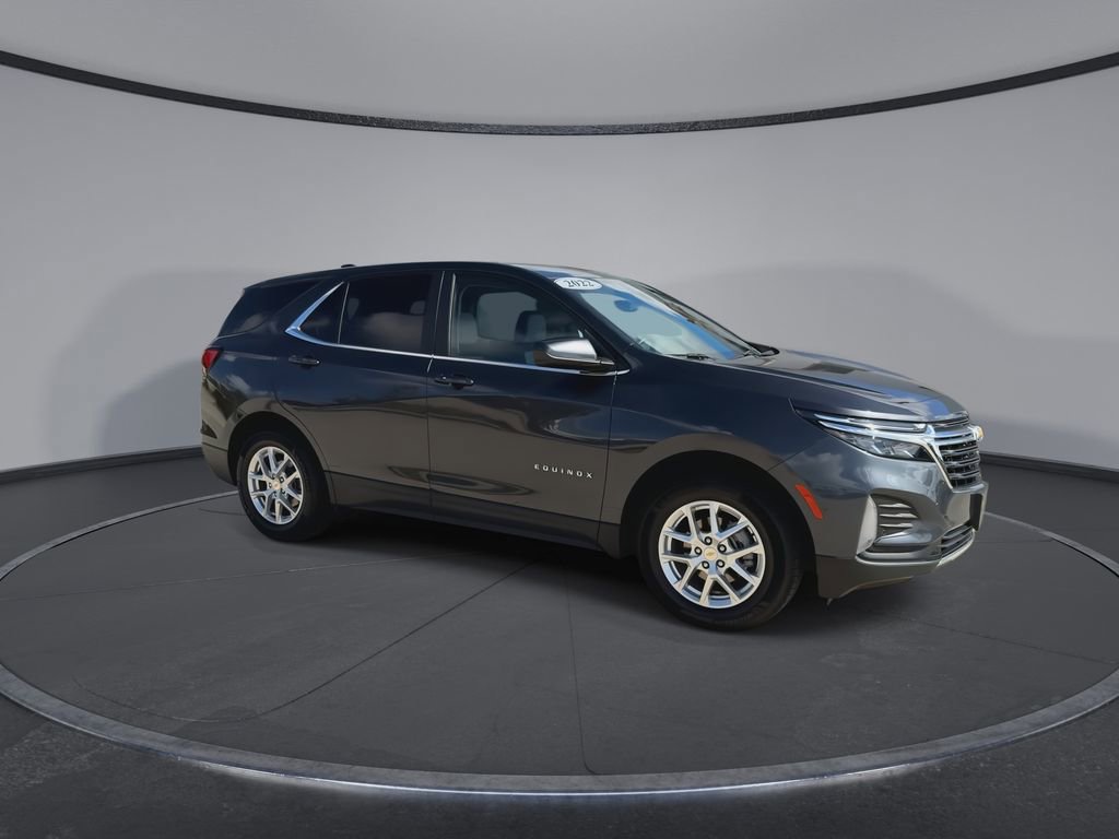 Used 2022 Chevrolet Equinox LT AWD/4WD image 2