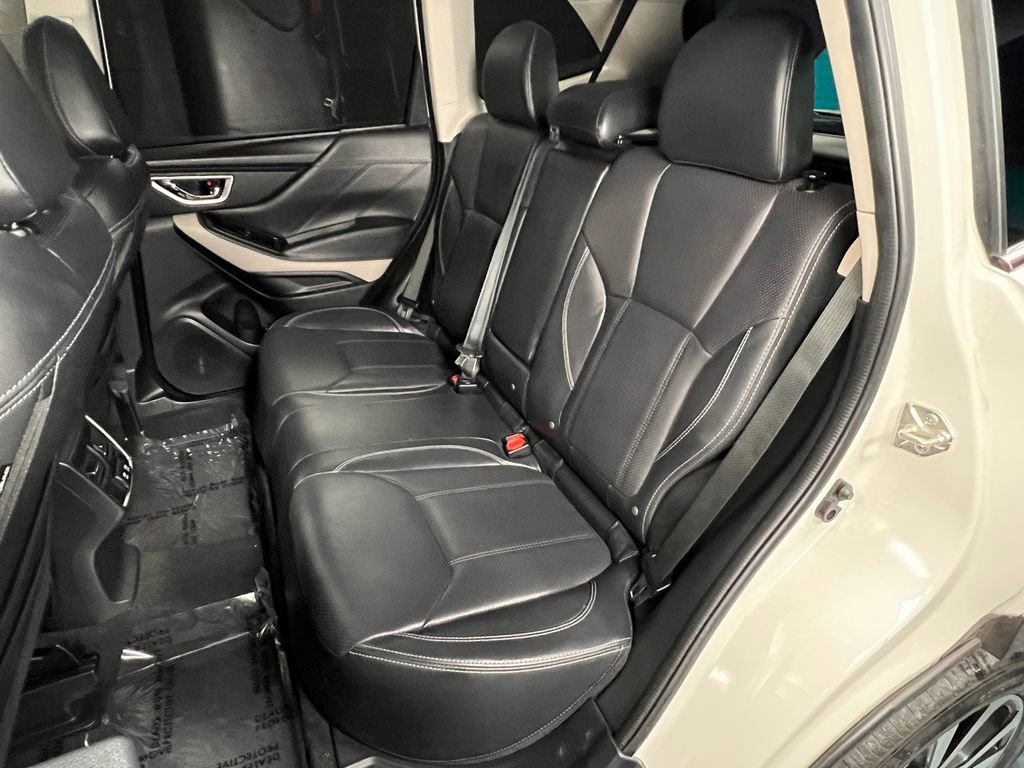 Used 2022 Subaru Forester Limited AWD/4WD image 17