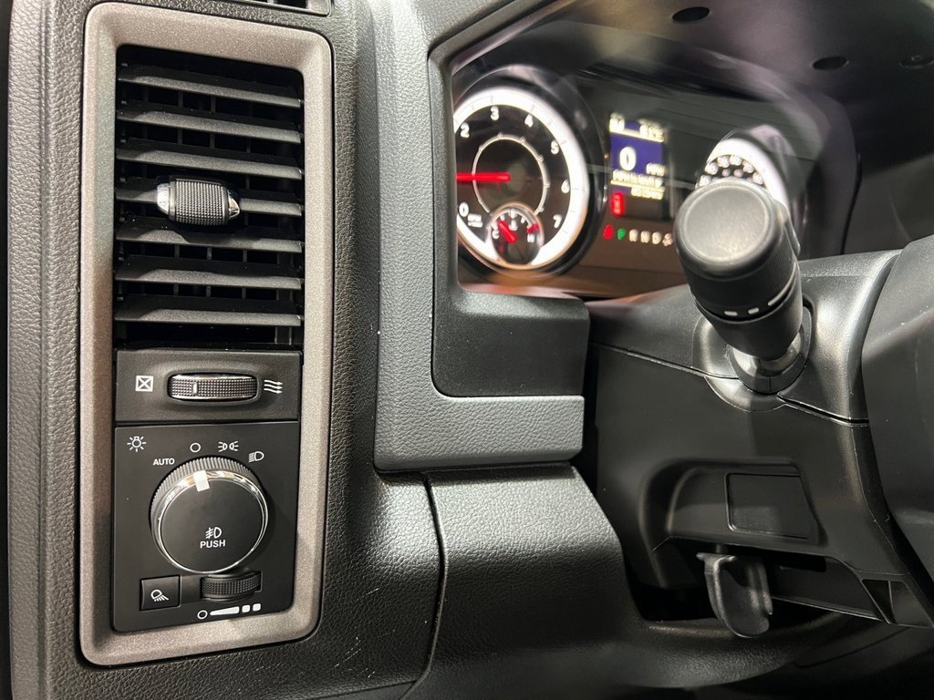 Used 2019 RAM 1500 Express image 39
