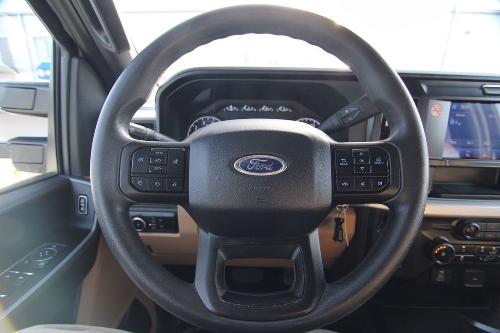 Used 2025 Ford F250 XLT image 16