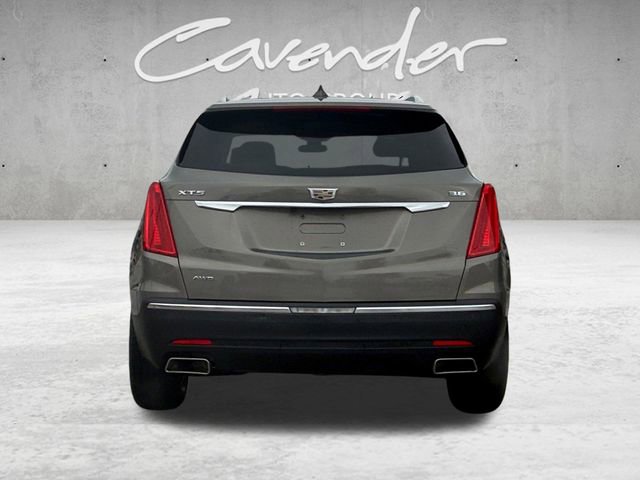Used 2017 Cadillac XT5 Luxury w/ Driver Awareness Package image 15