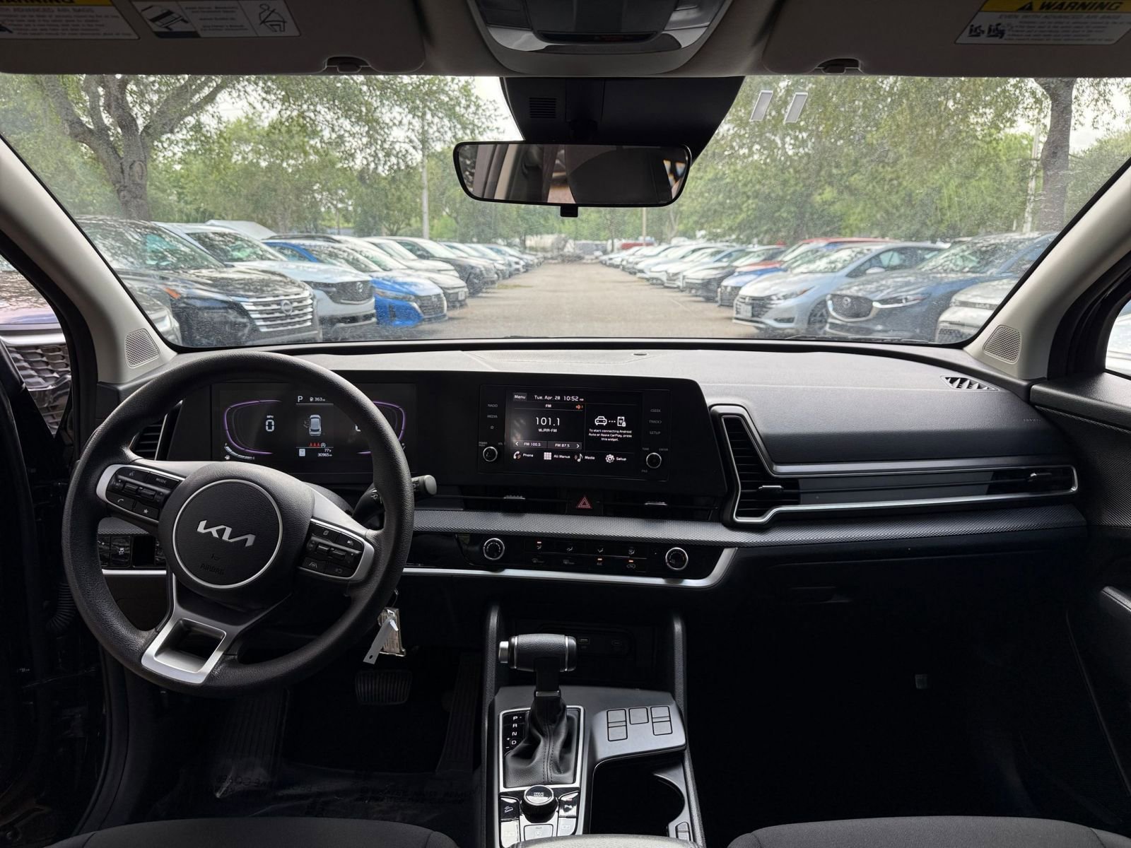 Used 2025 Kia Sportage LX FWD image 31