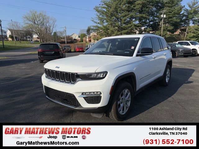 Used 2023 Jeep Grand Cherokee Limited AWD/4WD image 1