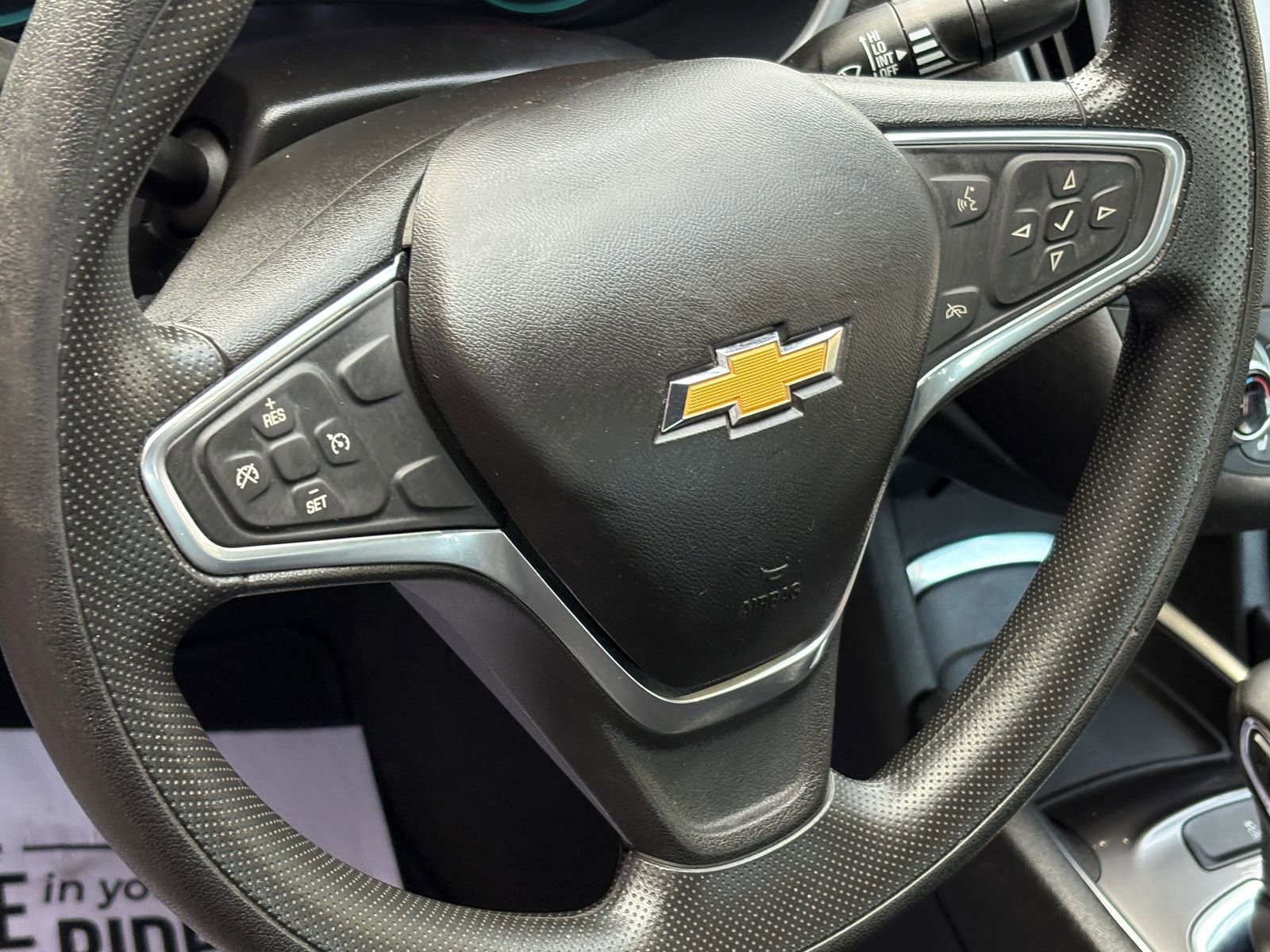Used 2022 Chevrolet Malibu LT FWD image 12