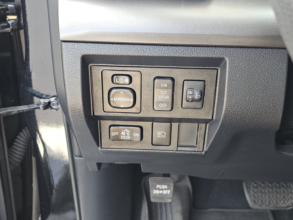 Used 2019 Toyota Tundra SR5 w/ SR5 Upgrade Package RWD image 21