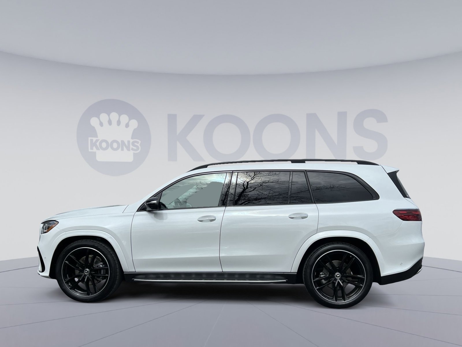 New 2026 Mercedes-Benz GLS 450 4MATIC image 2