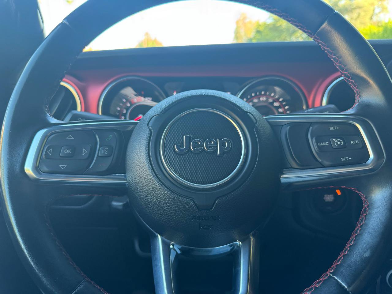 Used 2022 Jeep Gladiator Rubicon AWD/4WD image 30