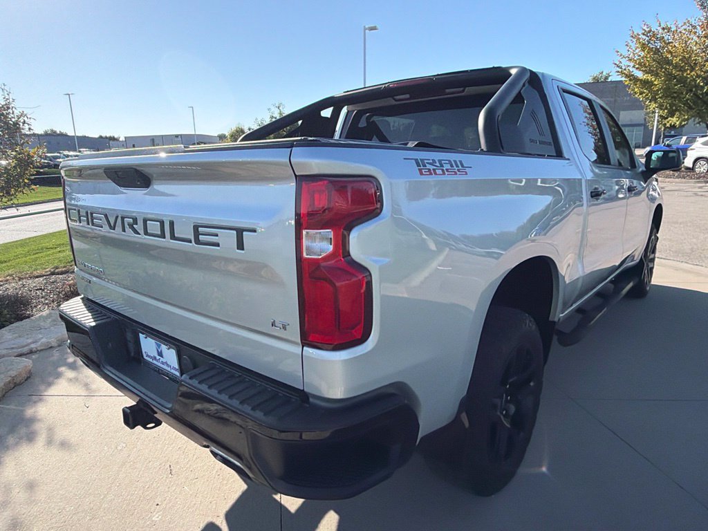 Used 2021 Chevrolet Silverado 1500 LT Trail Boss AWD/4WD image 15