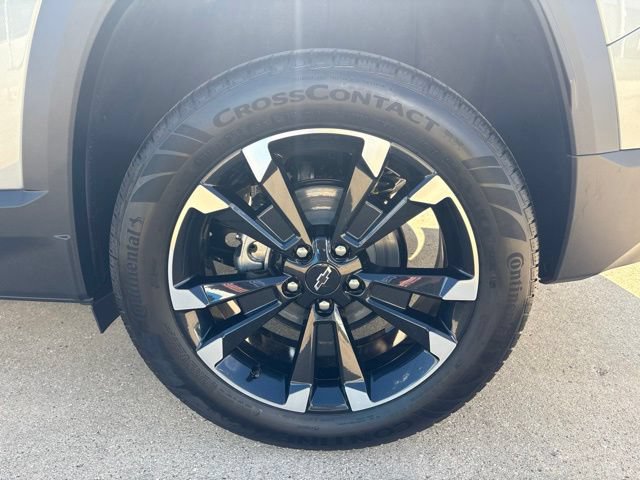 New 2026 Chevrolet Equinox RS w/ Convenience Package III AWD/4WD image 9