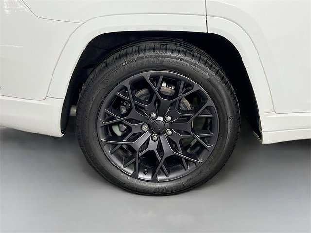 Used 2023 Jeep Grand Cherokee L Summit w/ Advanced Protech Group IV image 40