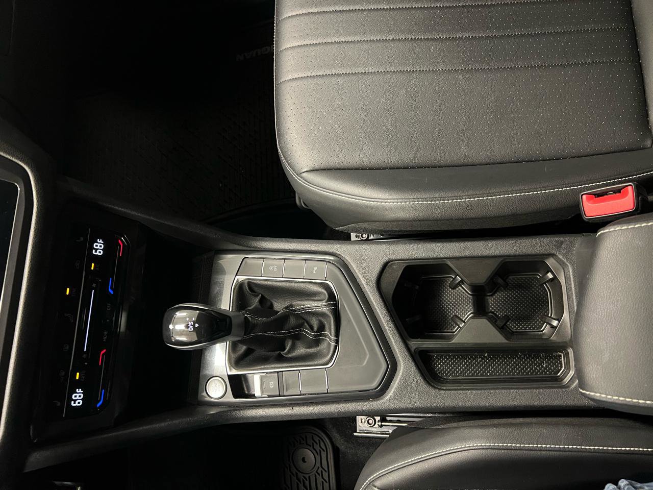 Used 2023 Volkswagen Tiguan SE R-Line FWD image 23