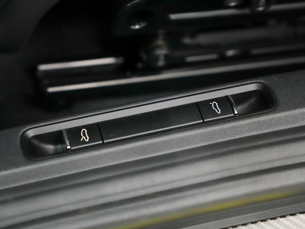 Certified 2025 Porsche 718 Cayman GT4 RS image 21