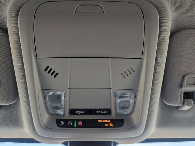 Used 2024 GMC Terrain SLE image 7