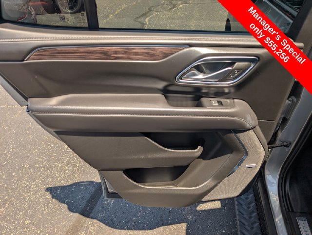 Used 2024 Chevrolet Tahoe Z71 w/ Luxury Package AWD/4WD image 11