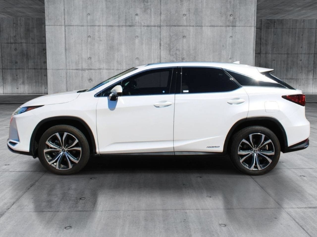 Used 2021 Lexus RX 450h AWD w/ Premium Package image 2