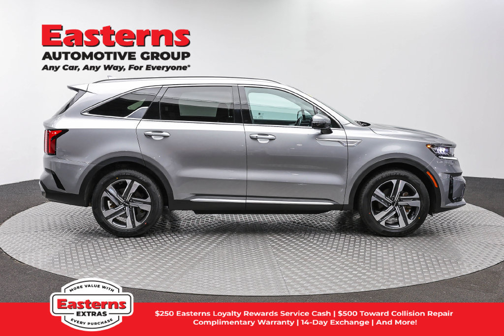 Used 2023 Kia Sorento EX AWD/4WD image 5