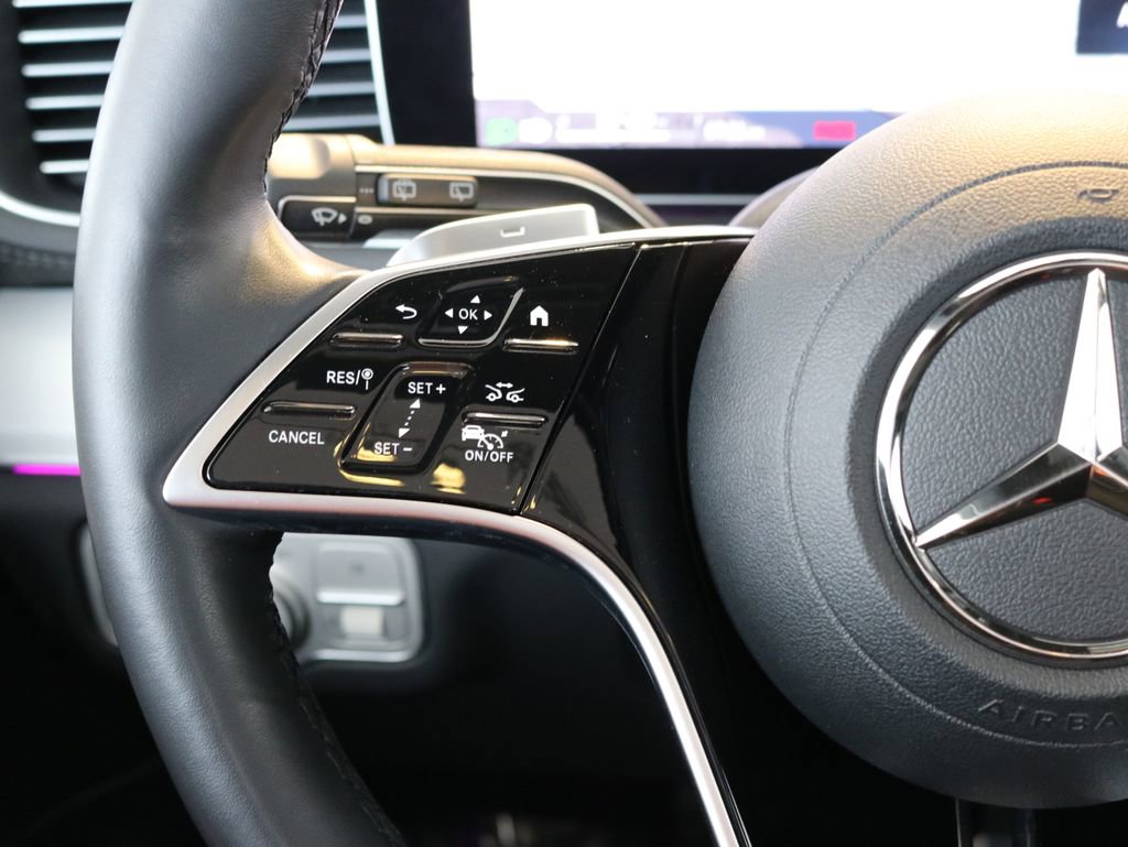 Used 2025 Mercedes-Benz GLS 450 4MATIC image 54