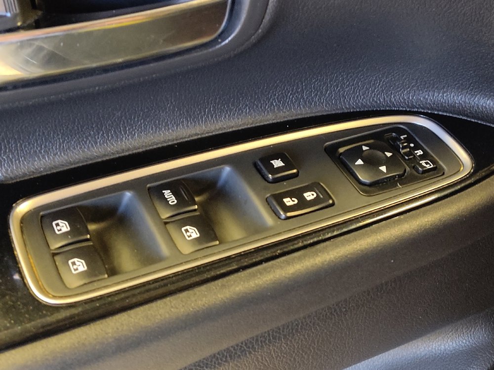 Used 2018 Mitsubishi Outlander GT AWD/4WD image 27