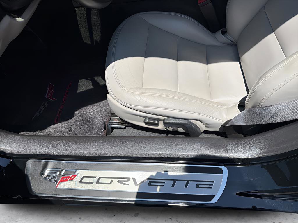 Used 2013 Chevrolet Corvette Coupe w/ 3LT Preferred Equipment Group RWD image 31