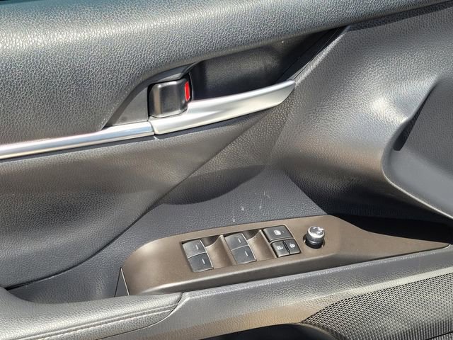 Used 2024 Toyota Camry XSE FWD image 17