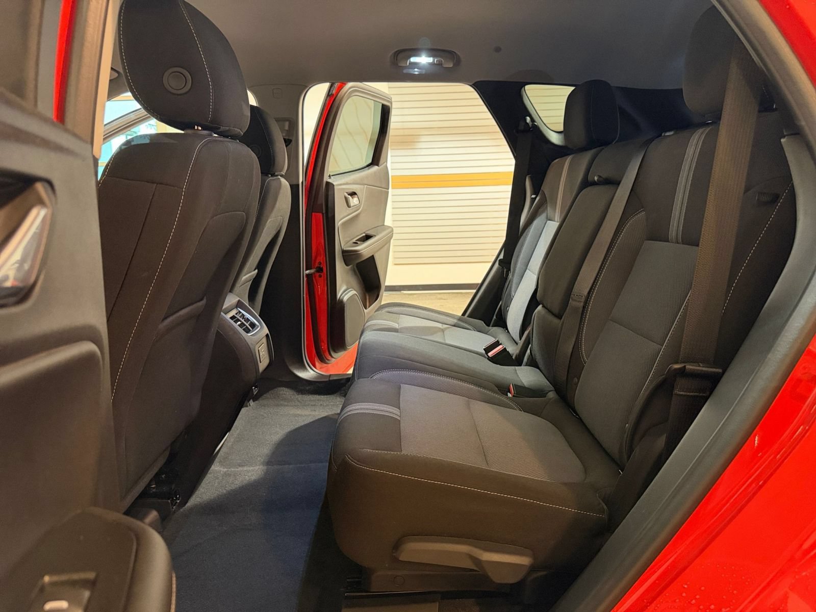Used 2026 Chevrolet Blazer LT FWD image 25