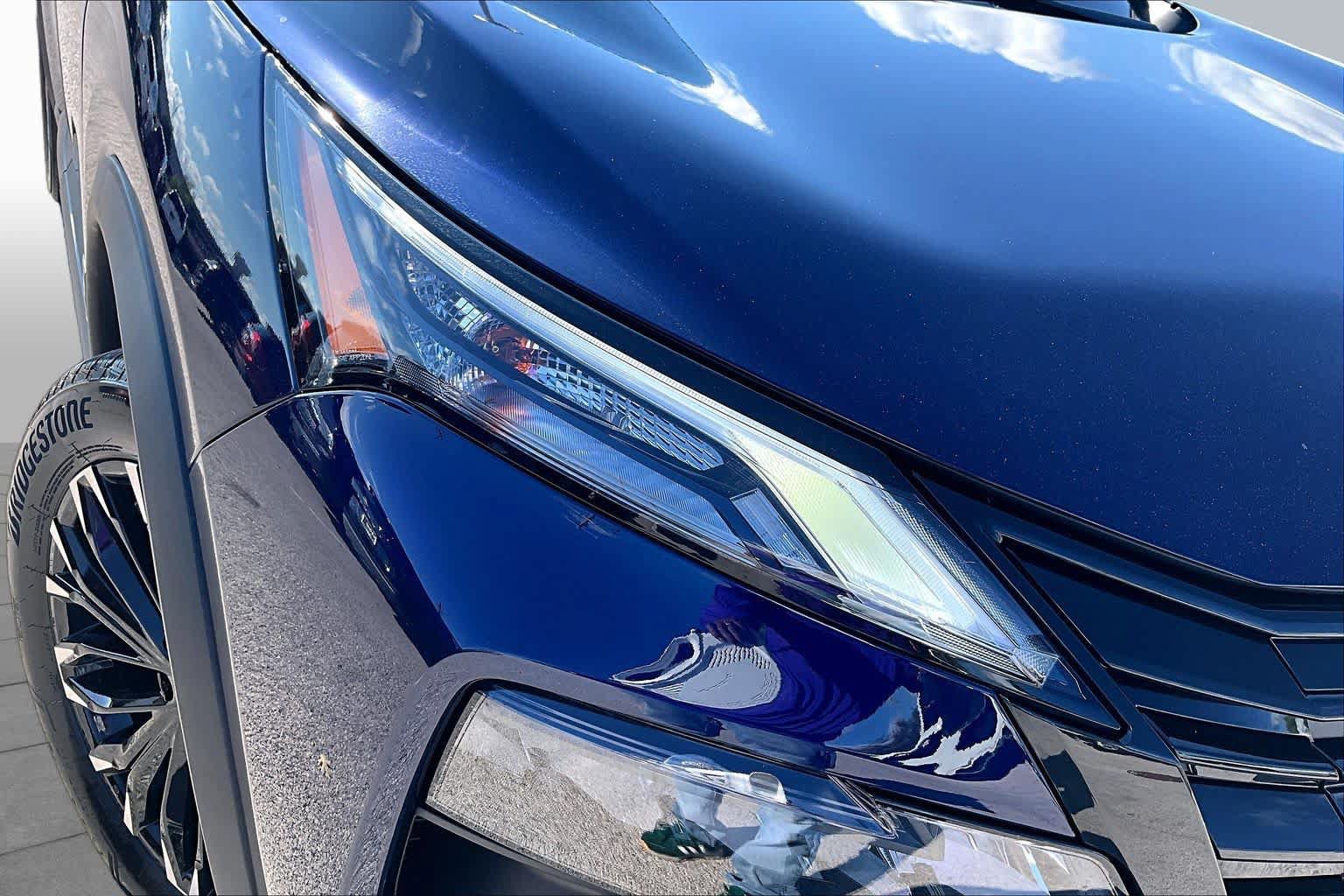 New 2026 Nissan Rogue Dark Armor FWD image 13